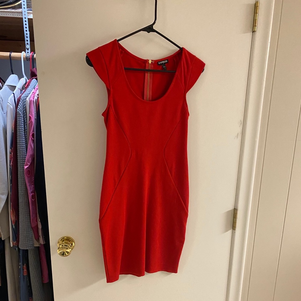 Red express dress